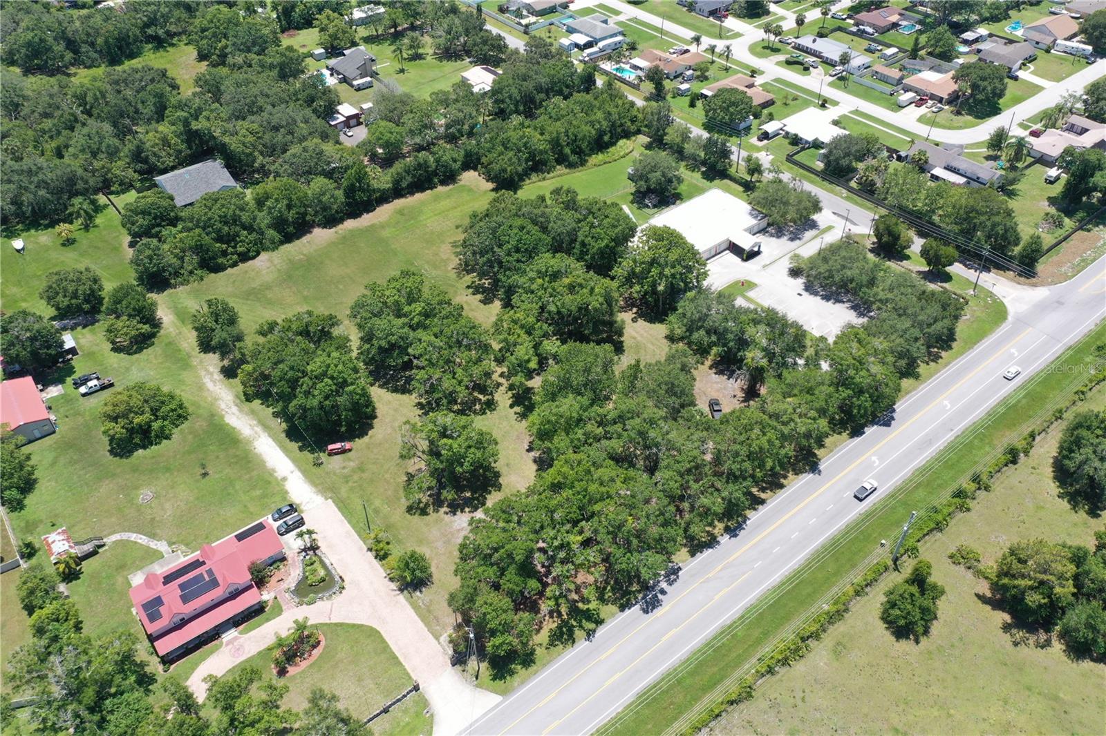 2351 Canoe Creek Rd Property Photo 5
