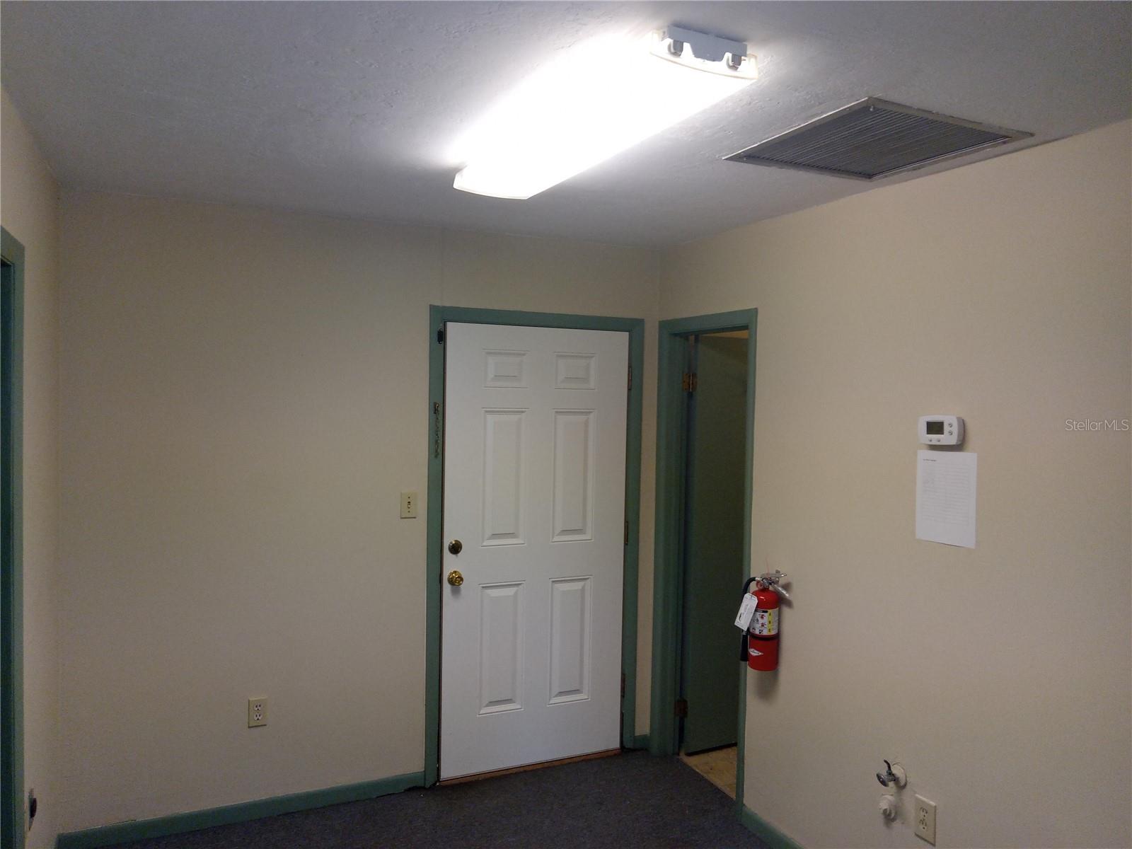 1219 Nw 16th Ave Property Photo 2