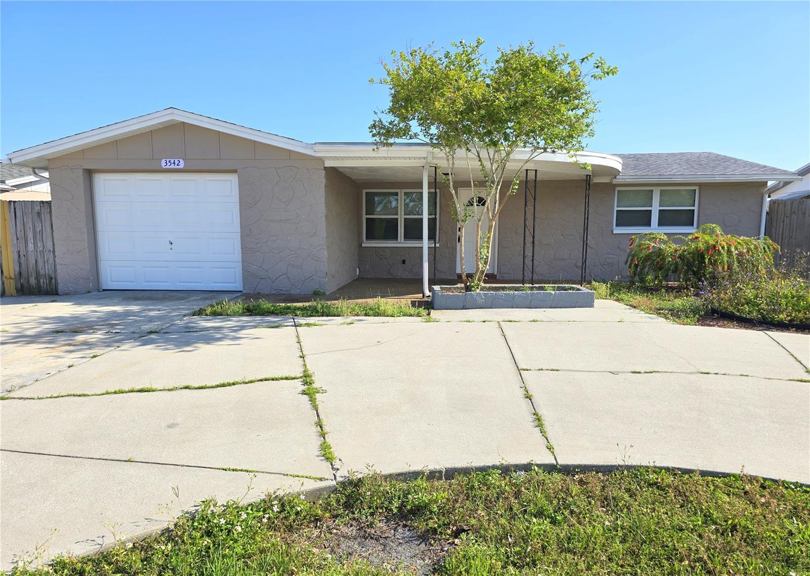 Alona Gardens Real Estate Listings Main Image