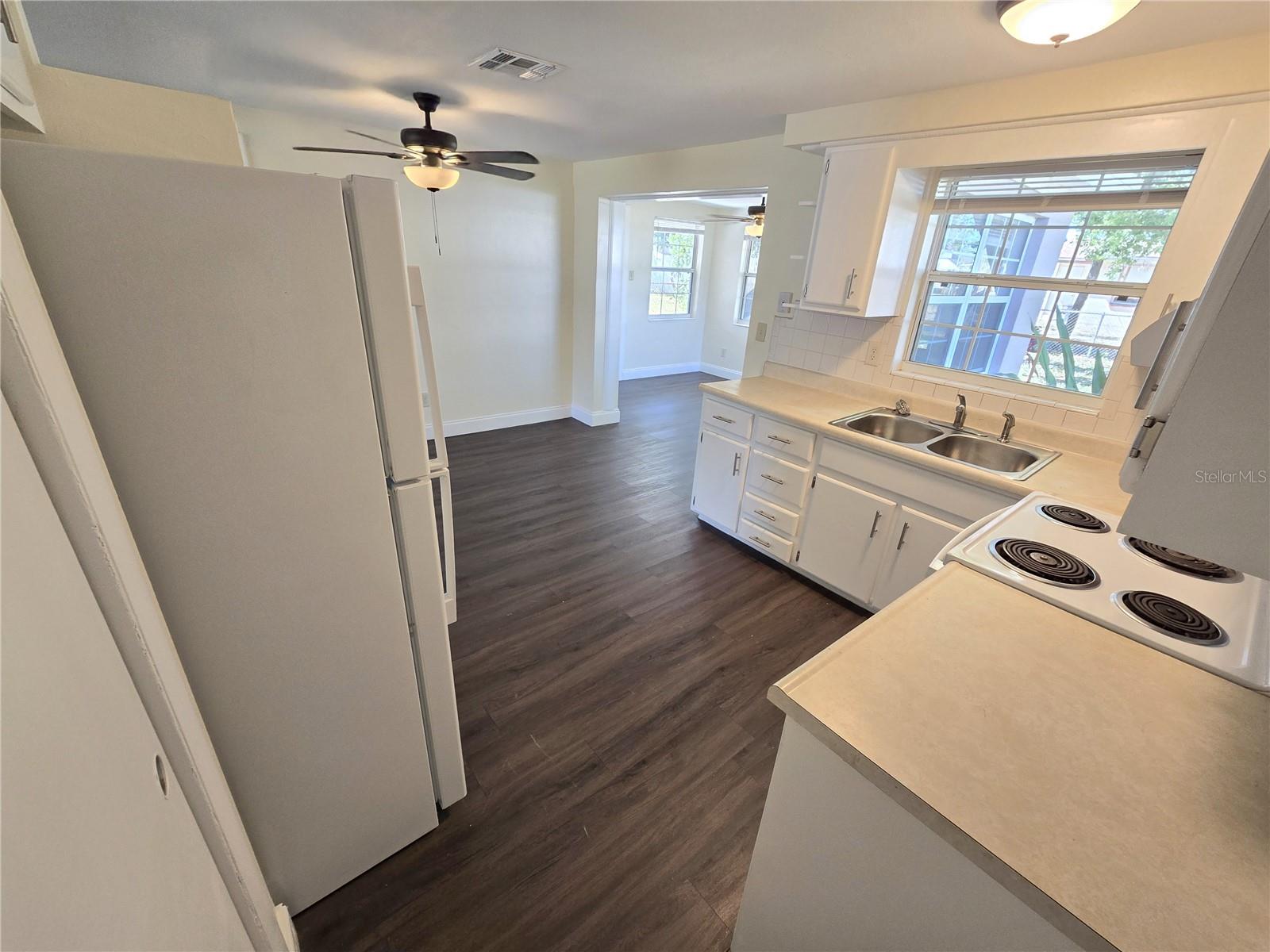 4823 Blossom Dr Property Photo 27