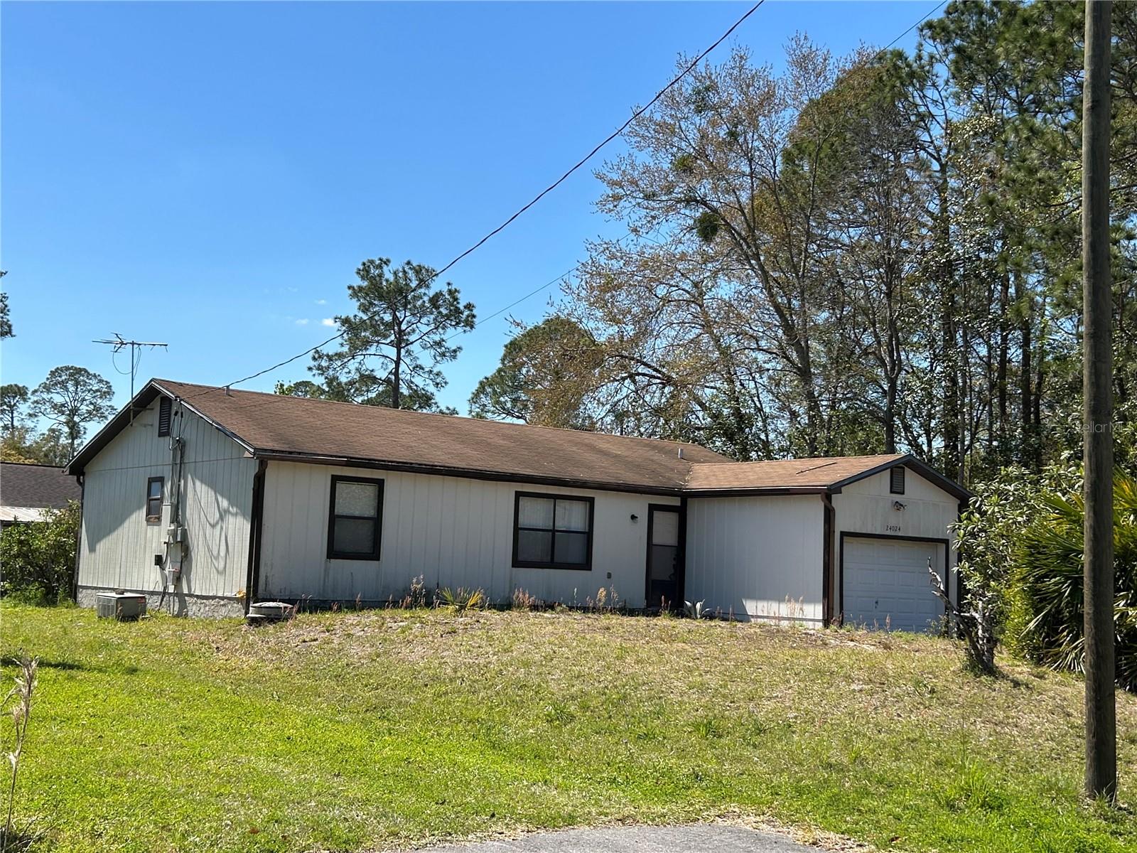 24024 Deer Rd Property Photo