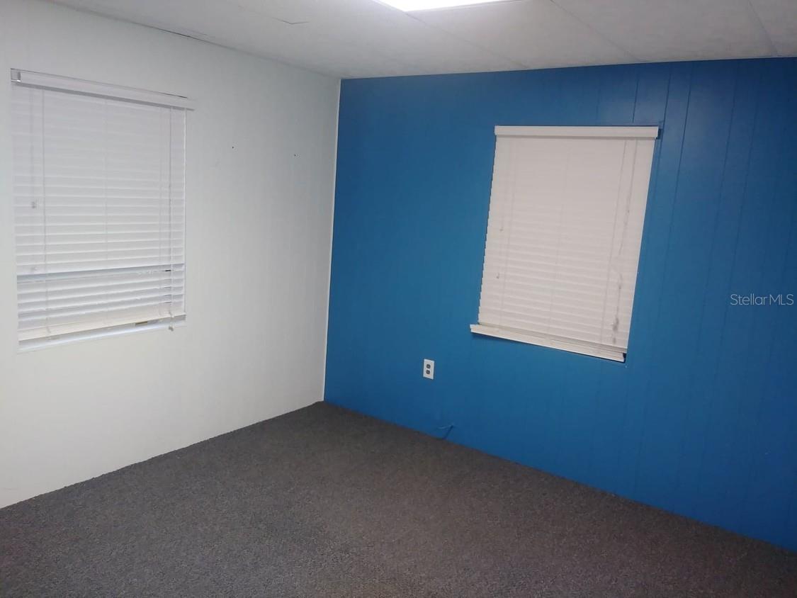 2211 E Michigan St Property Photo 5