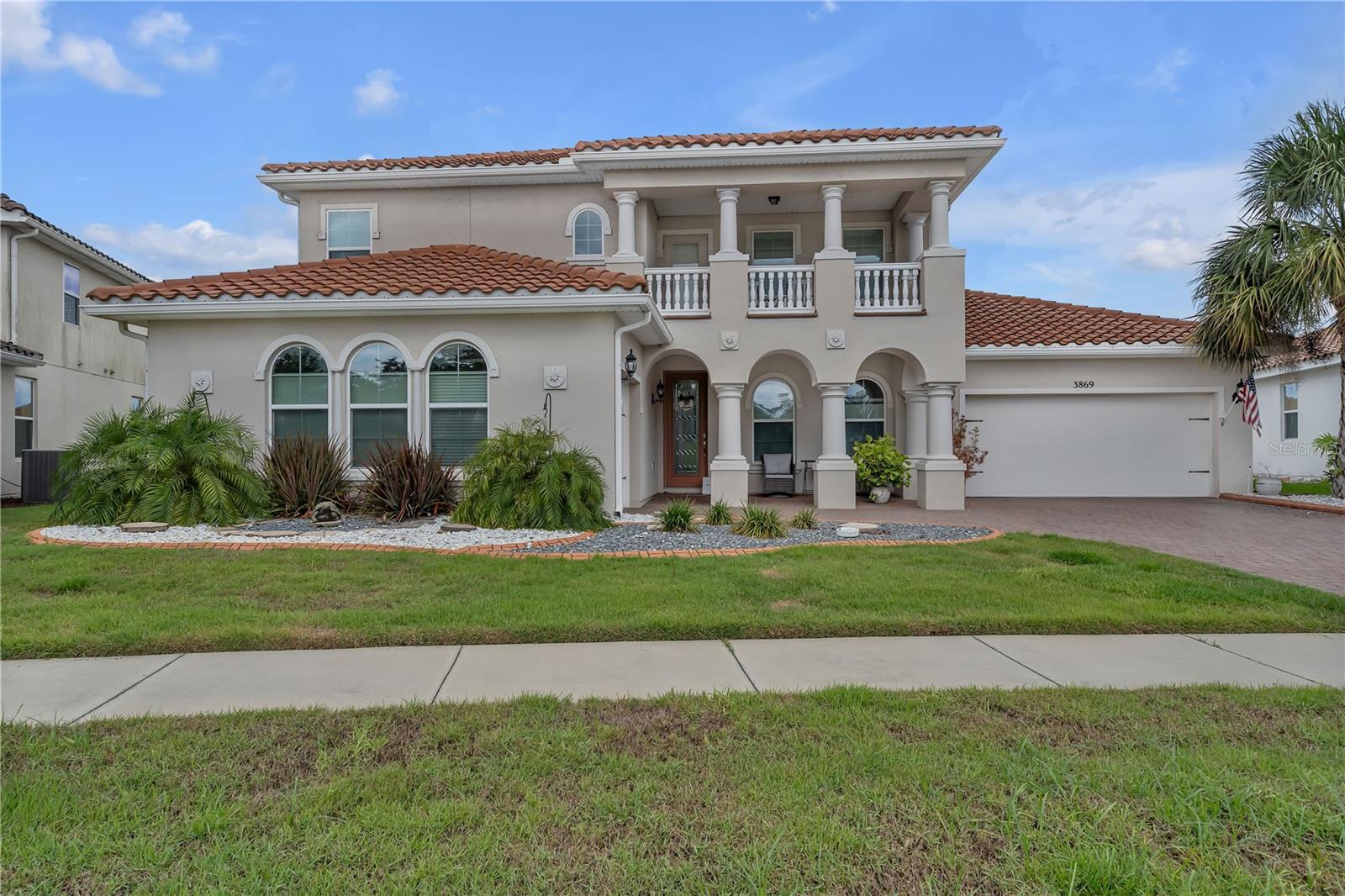 3869 Shoreside Dr Property Photo 1