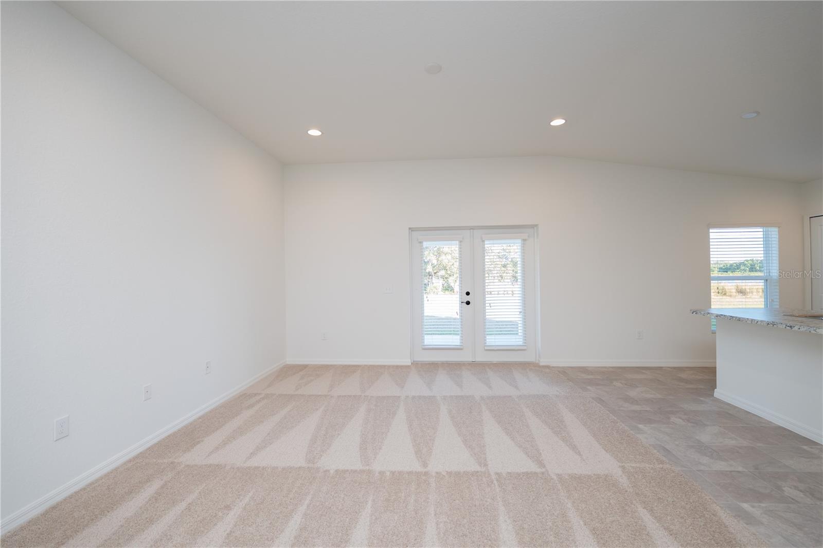 245 Harper Estates Cir Property Photo 5