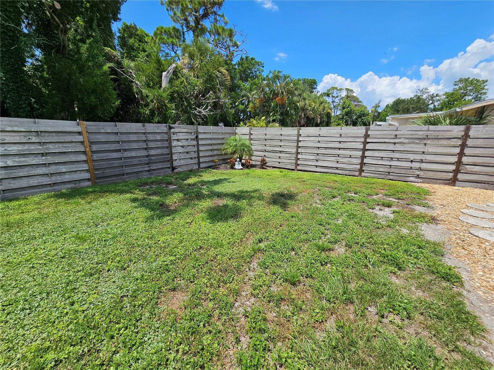 6442 Colonial Dr Property Photo 18