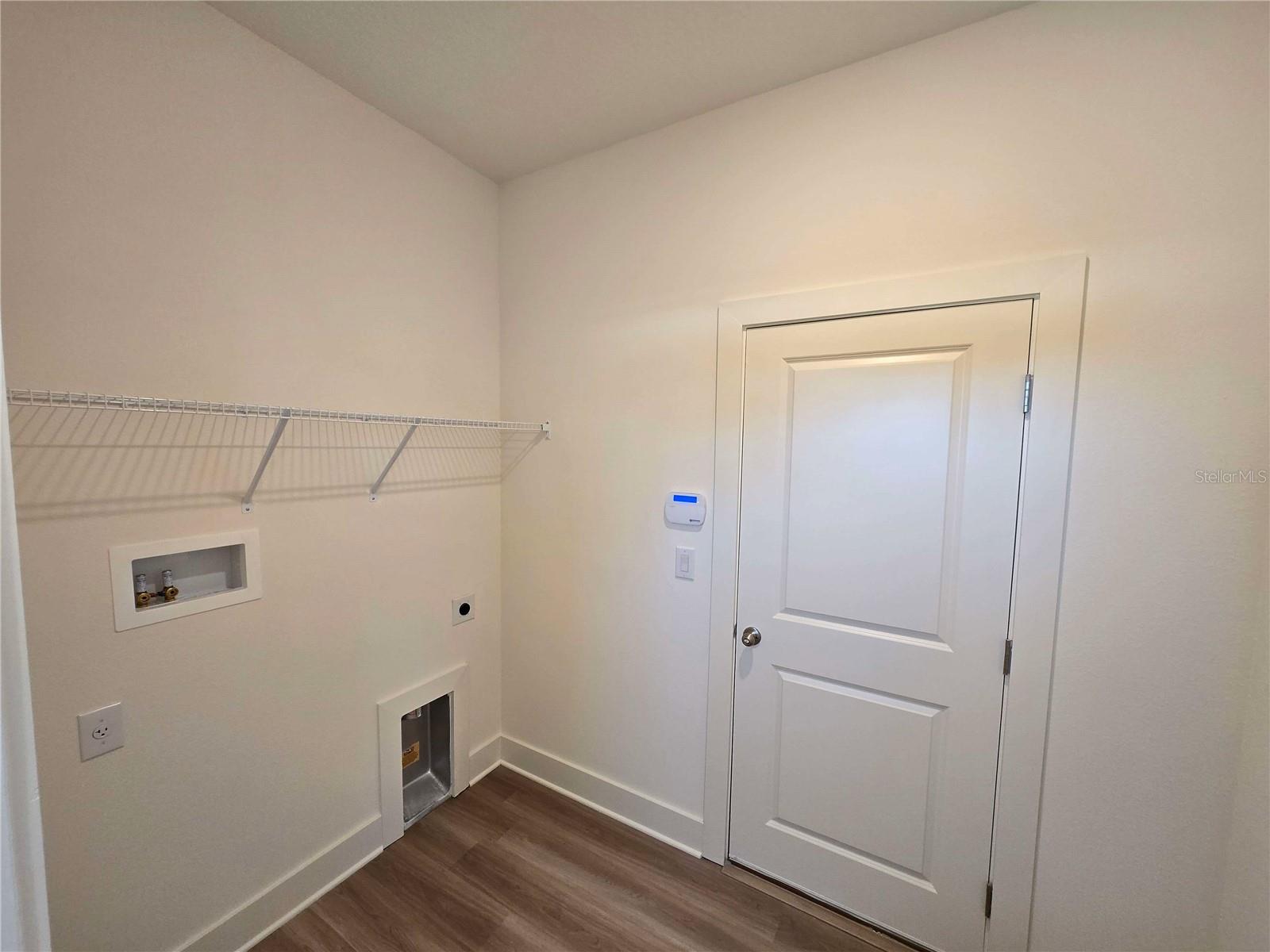 3808 Daybreak Run Loop Property Photo 11