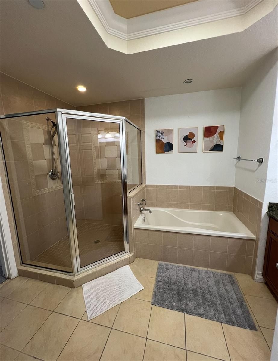 7612 Cabana Ct #101 Property Photo 10