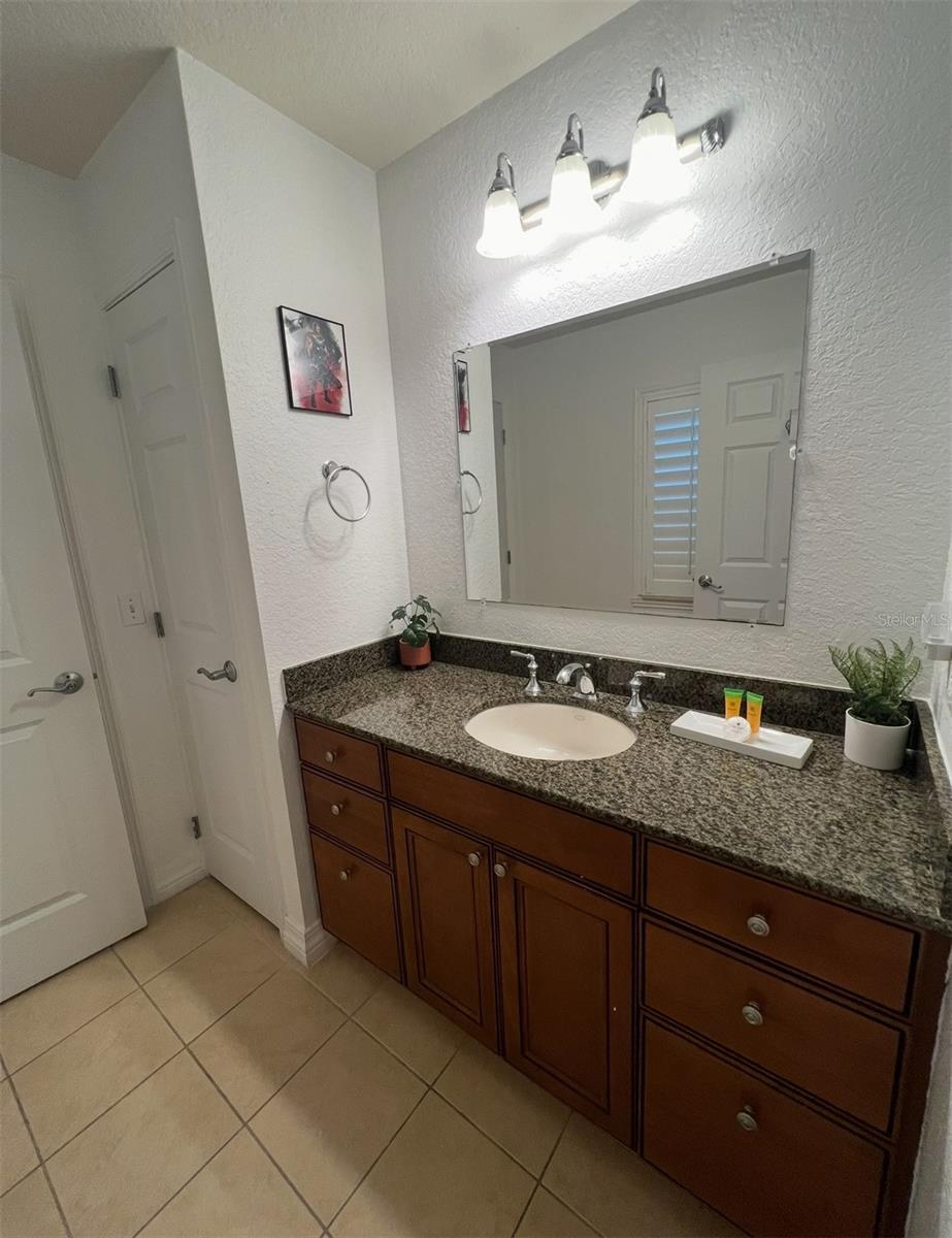 7612 Cabana Ct #101 Property Photo 13