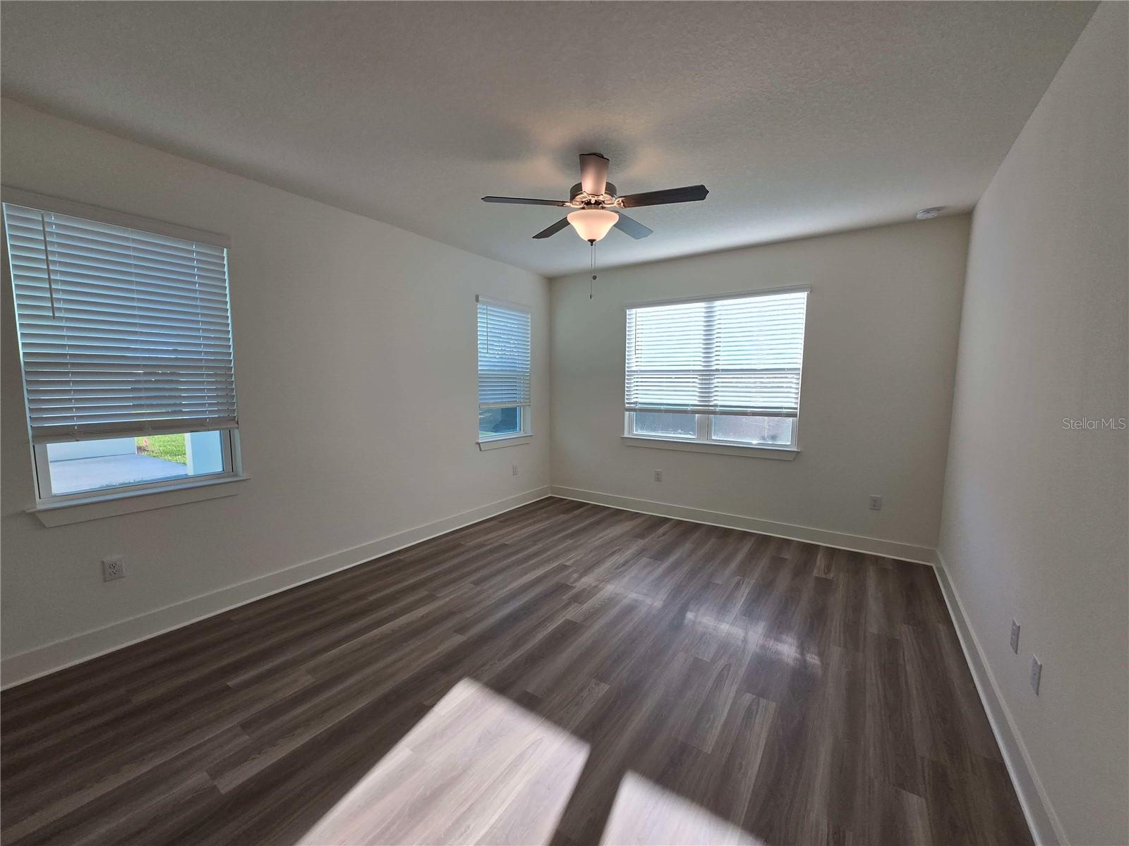 3830 Daybreak Run Loop Property Photo 9