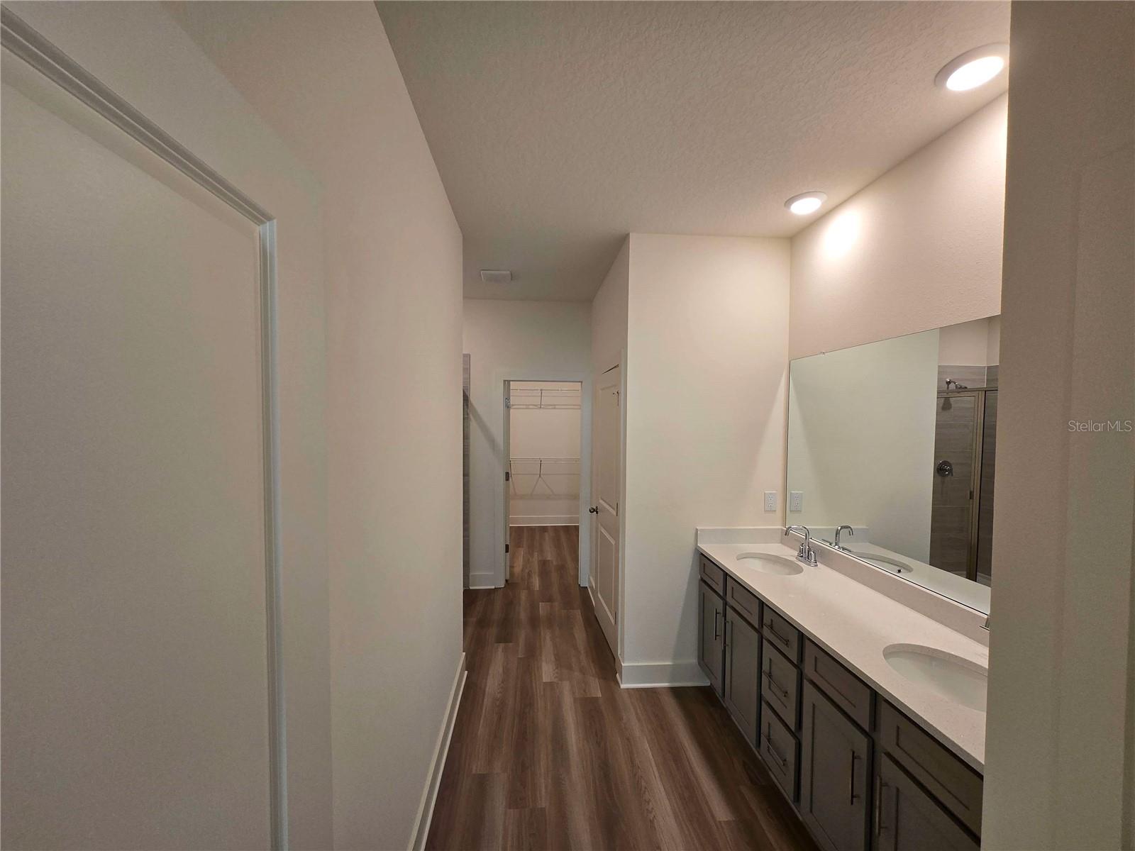3830 Daybreak Run Loop Property Photo 10