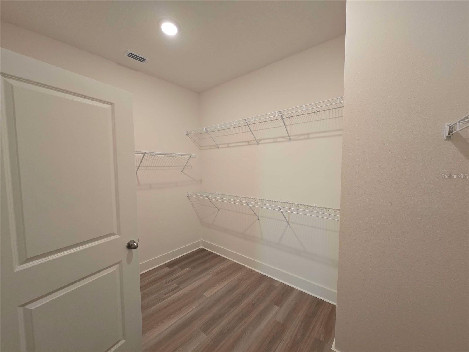 3830 Daybreak Run Loop Property Photo 13