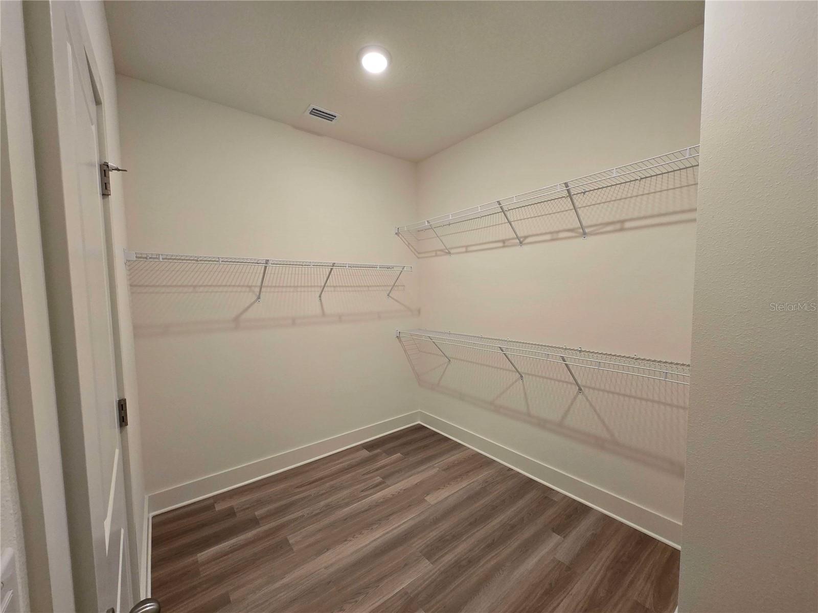 3830 Daybreak Run Loop Property Photo 14