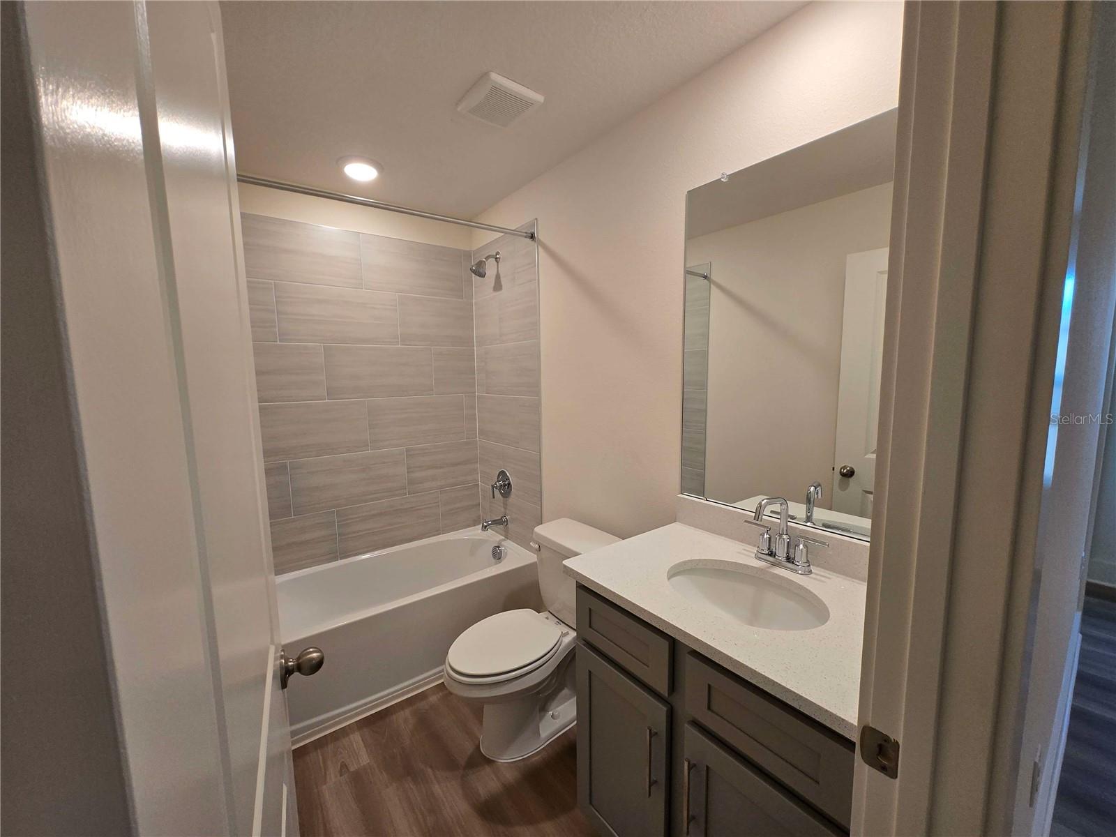 3830 Daybreak Run Loop Property Photo 17