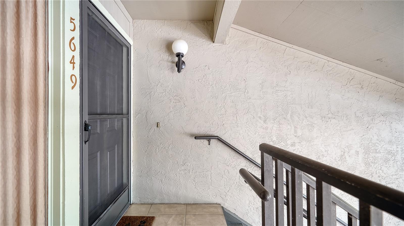 5649 Summer Side Ln #41b Property Photo 2