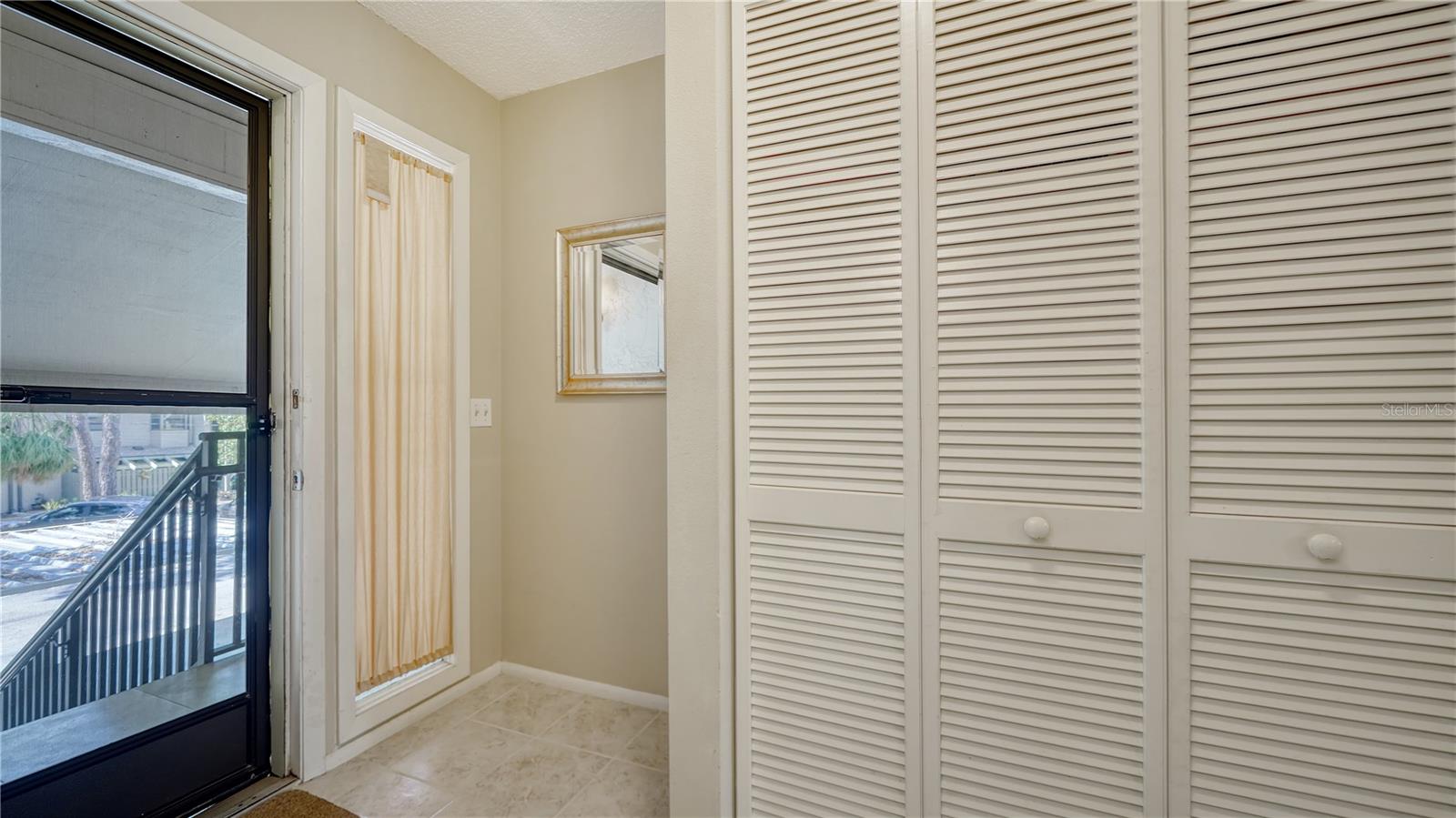 5649 Summer Side Ln #41b Property Photo 3