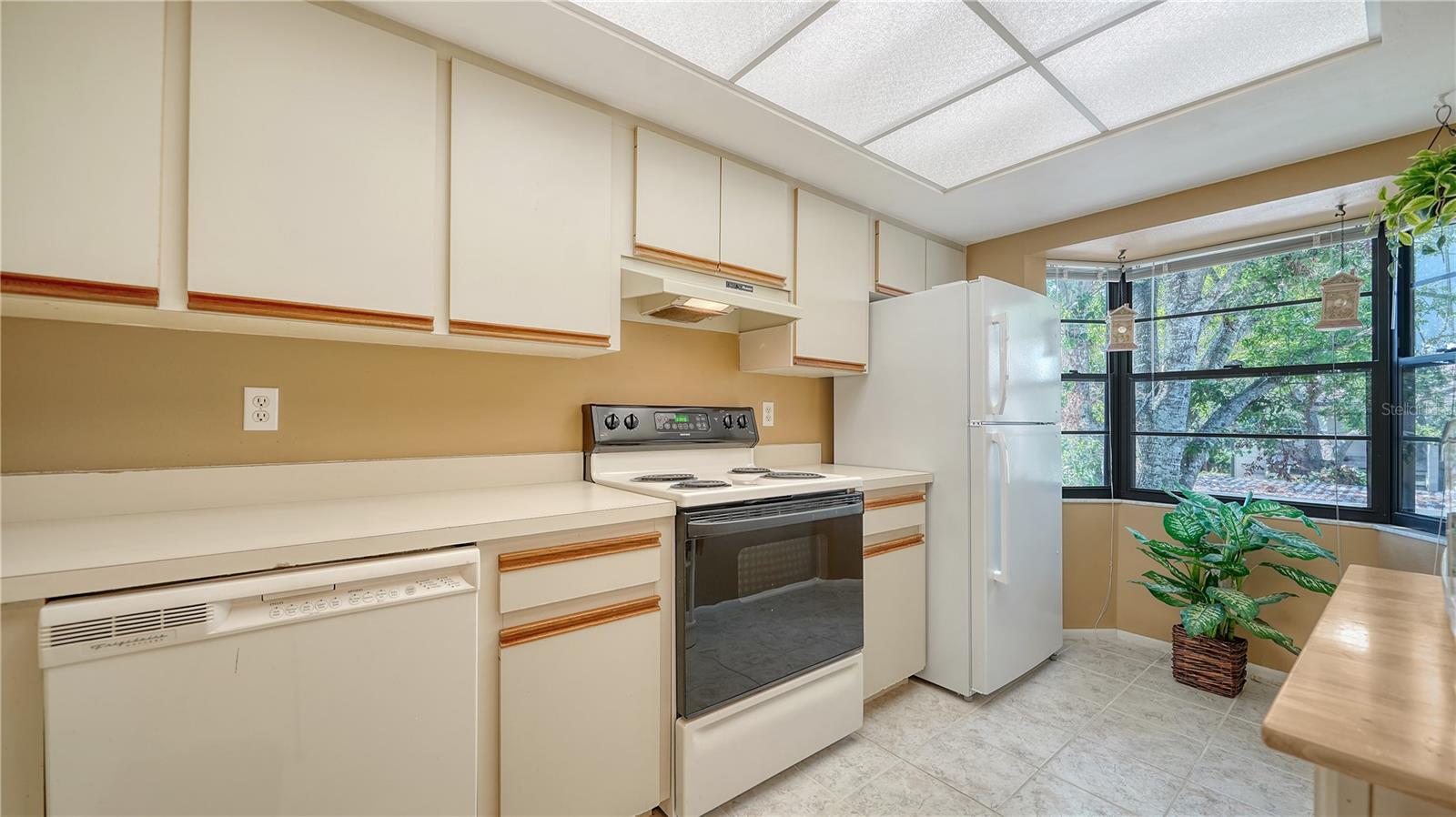 5649 Summer Side Ln #41b Property Photo 16
