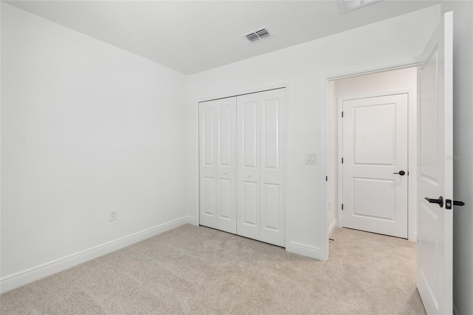 8215 Seaflower Pkwy Property Photo 12