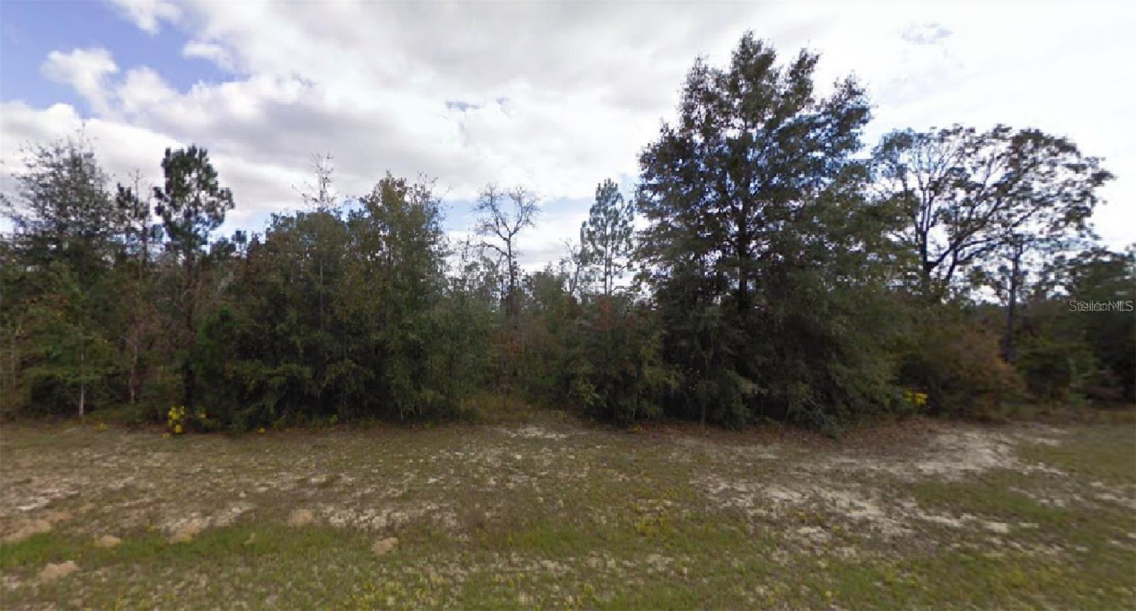 CREST LN