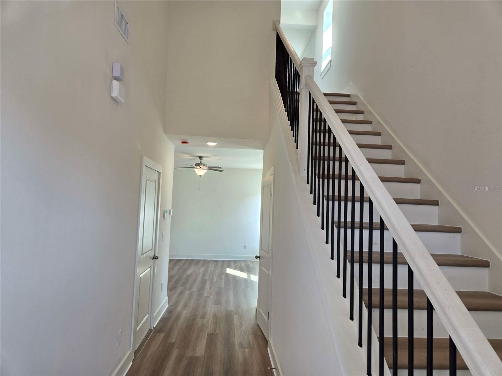 3827 Daybreak Run Loop Property Photo 2