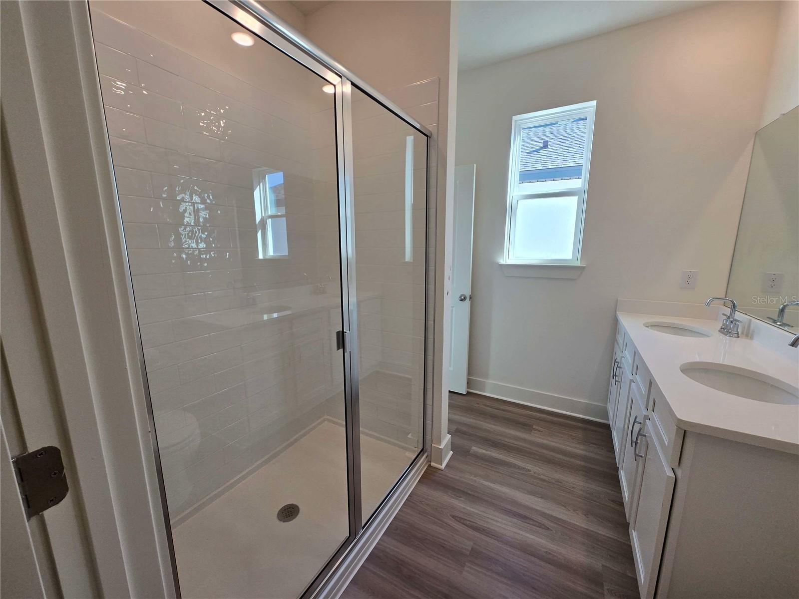 3827 Daybreak Run Loop Property Photo 8