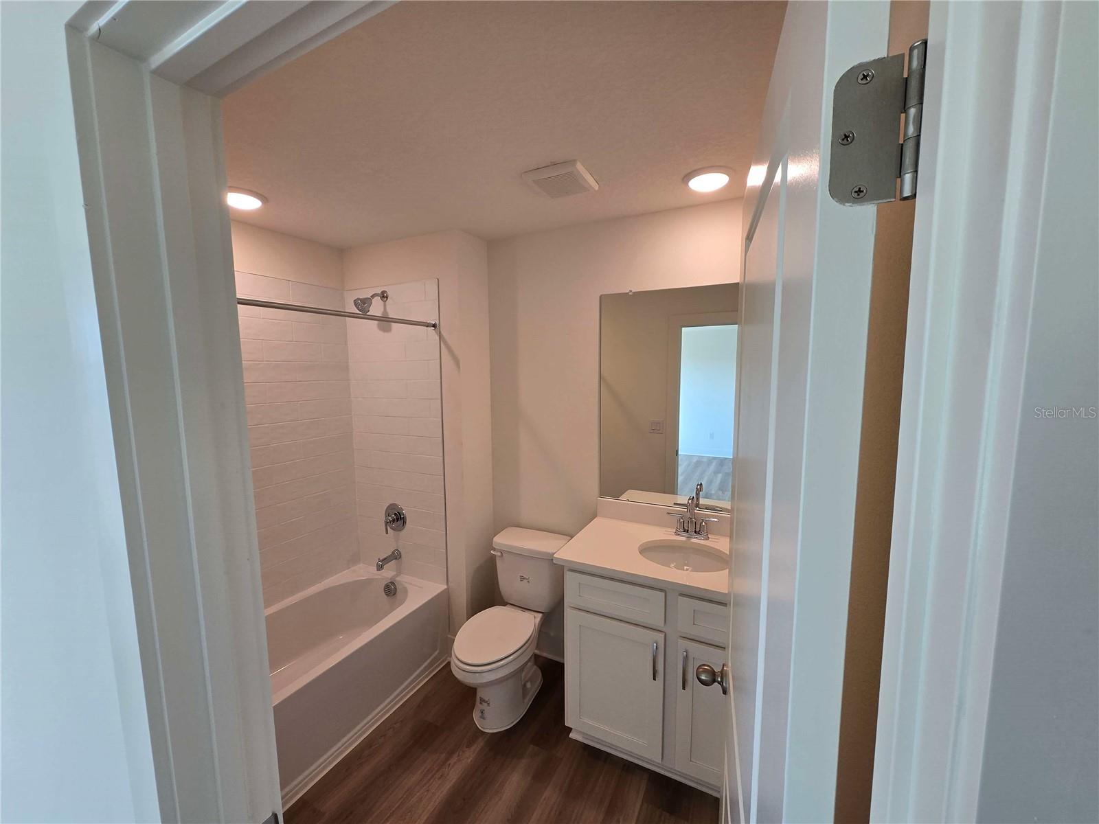3827 Daybreak Run Loop Property Photo 13