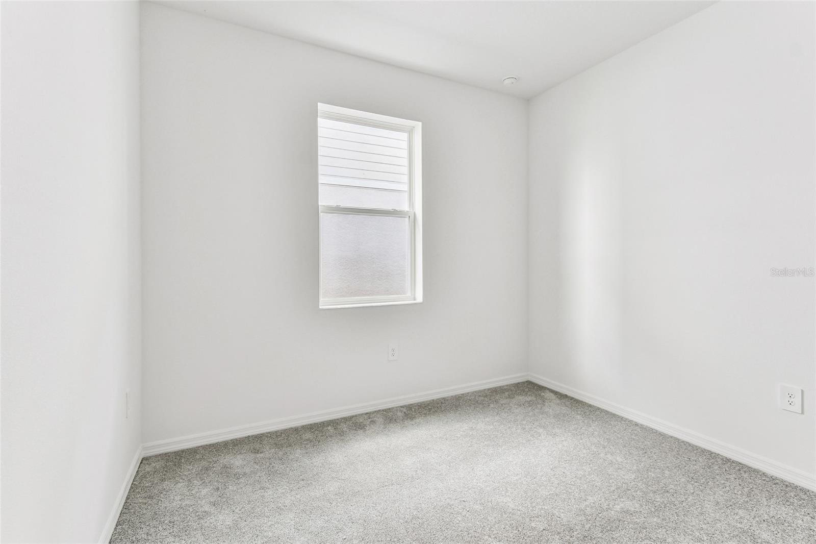 9122 Optimist Way Property Photo 15
