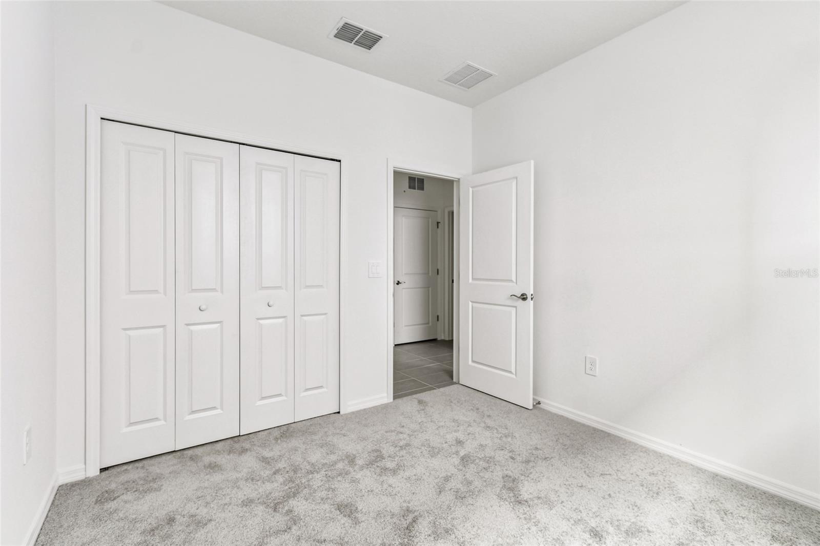 9122 Optimist Way Property Photo 18