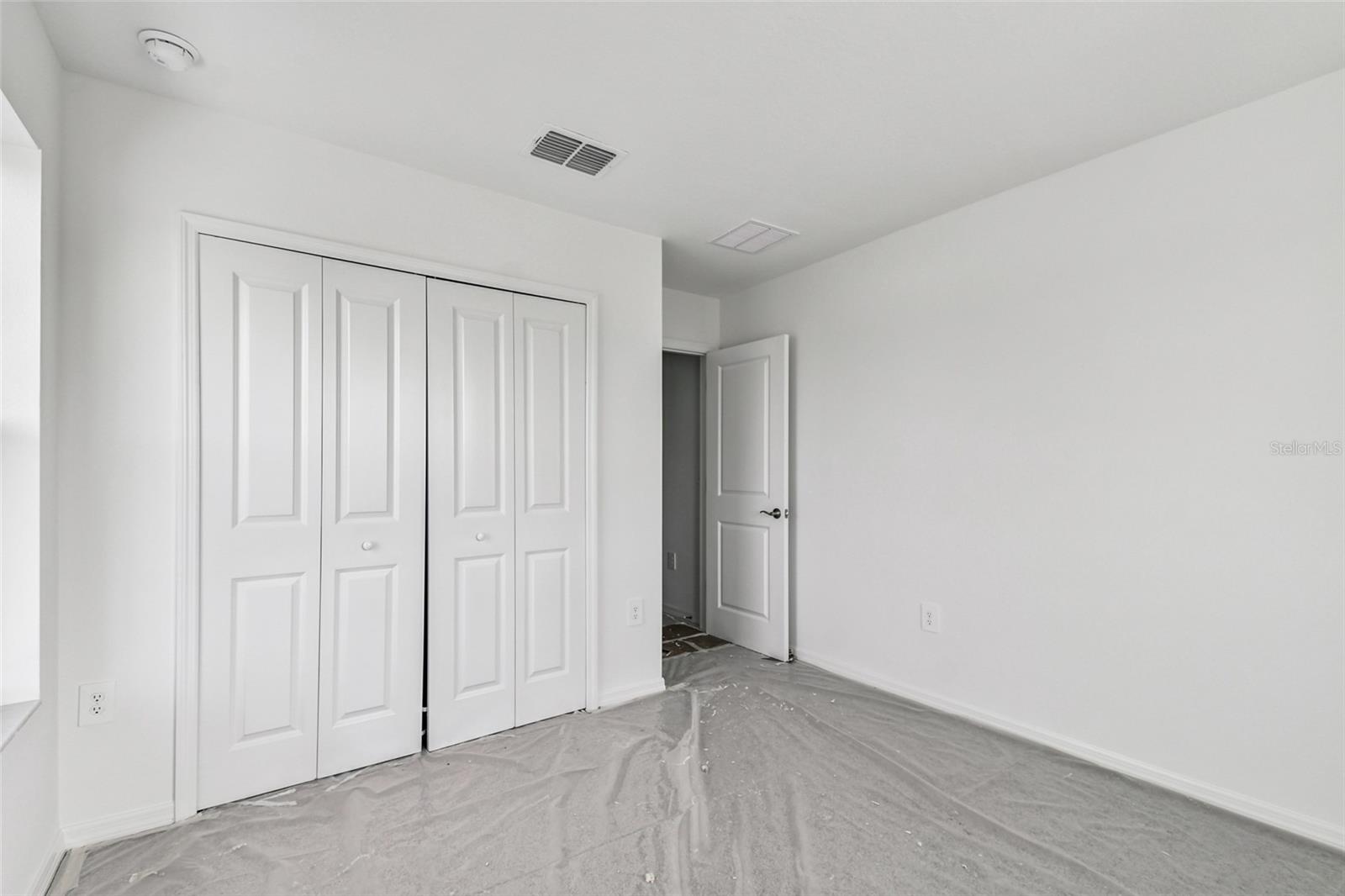 9118 Optimist Way Property Photo 11