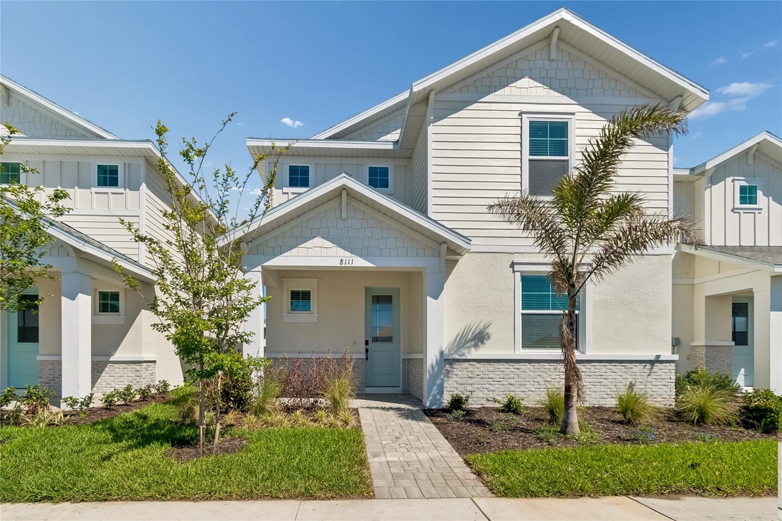 8111 Seaflower Pkwy Property Photo 1