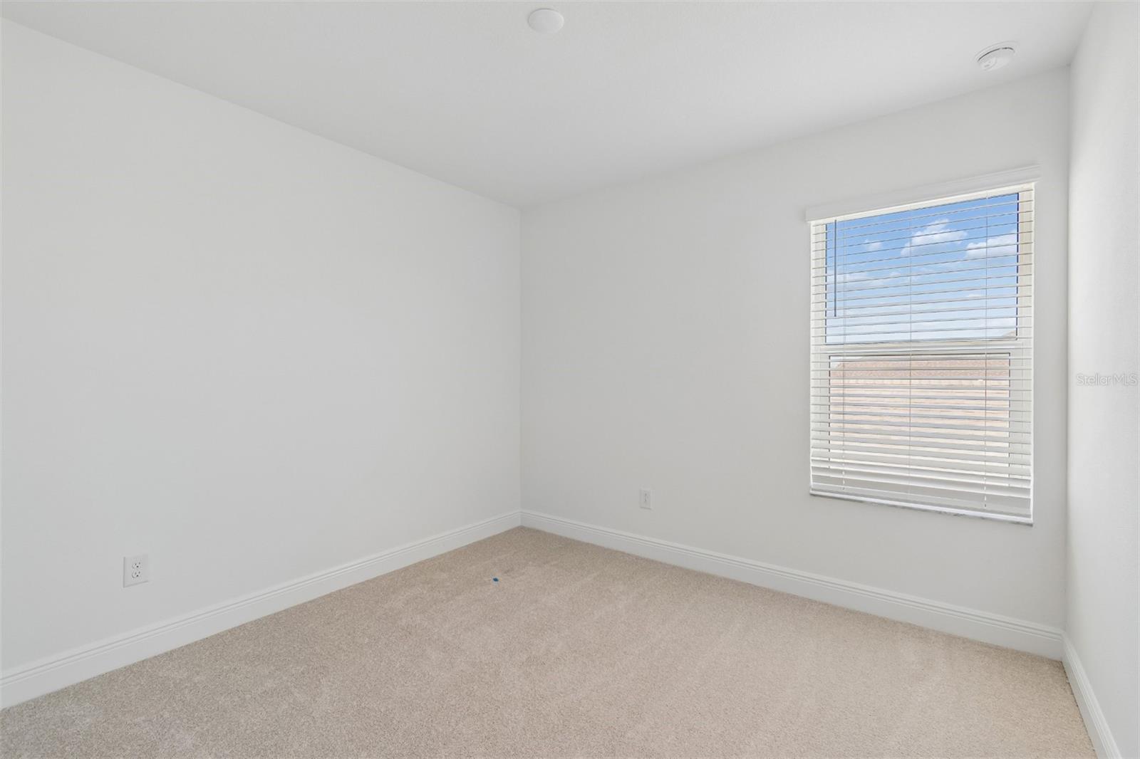 8119 Seaflower Pkwy Property Photo 25