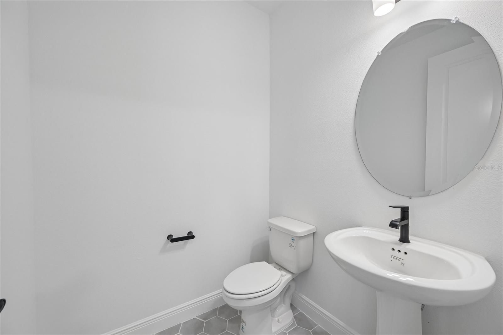 8229 Seaflower Pkwy Property Photo 11