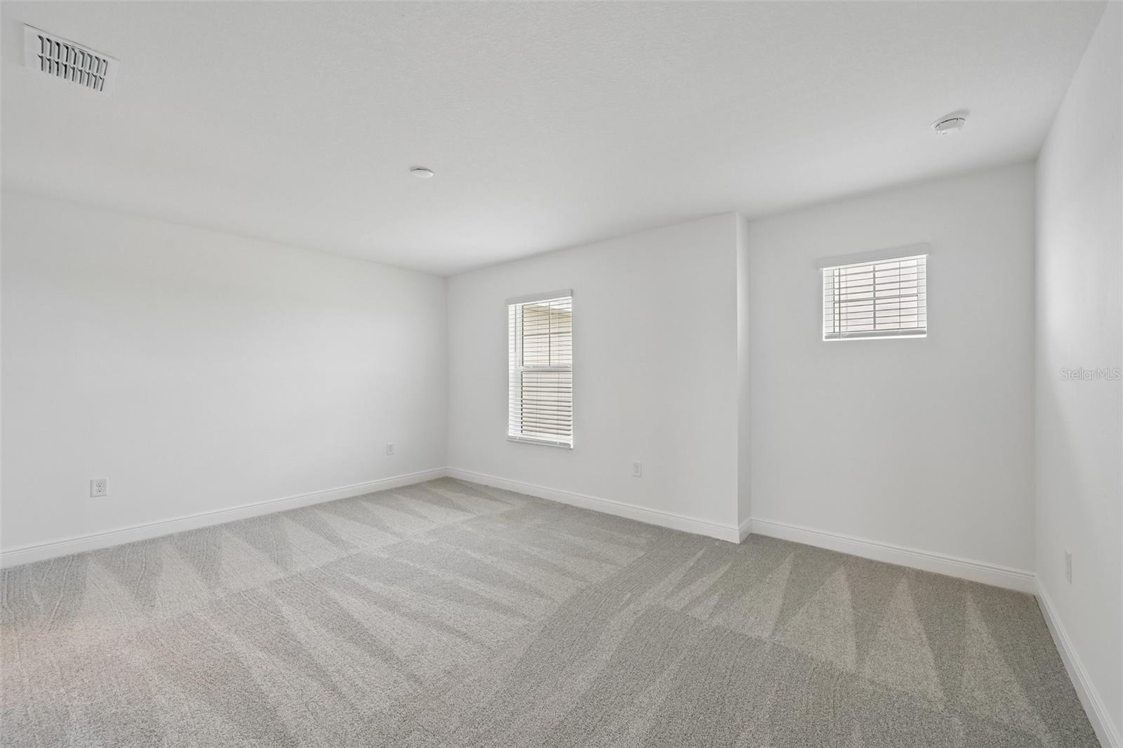 8229 Seaflower Pkwy Property Photo 12