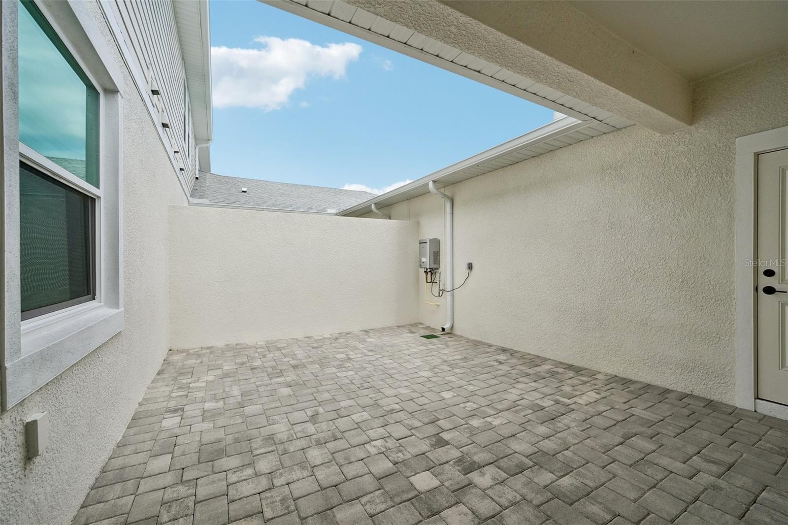 8229 Seaflower Pkwy Property Photo 23