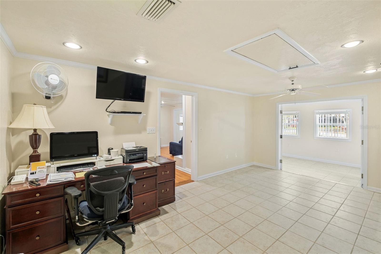 R4910519 Property Photo 10