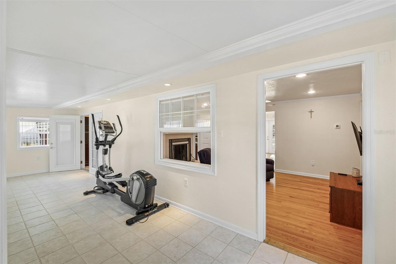 R4910519 Property Photo 12
