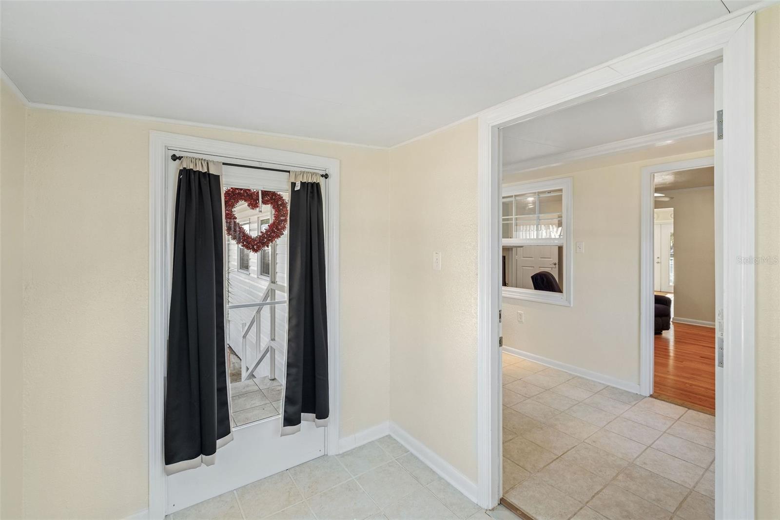 R4910519 Property Photo 13