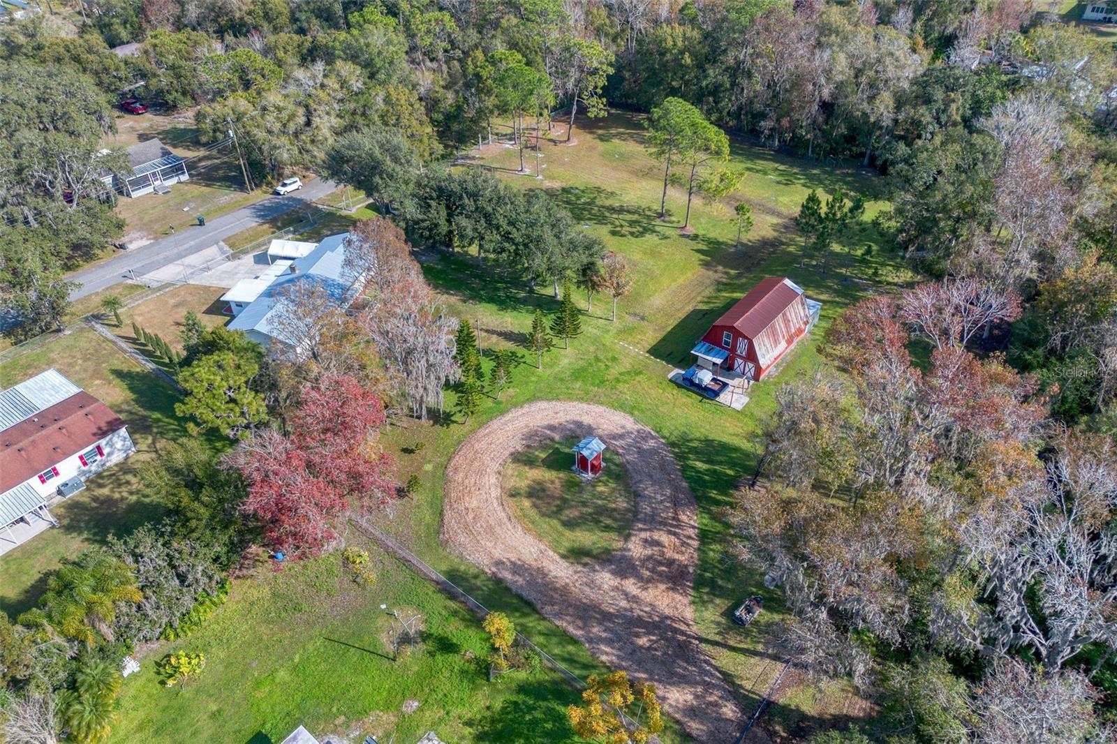 R4910519 Property Photo 42