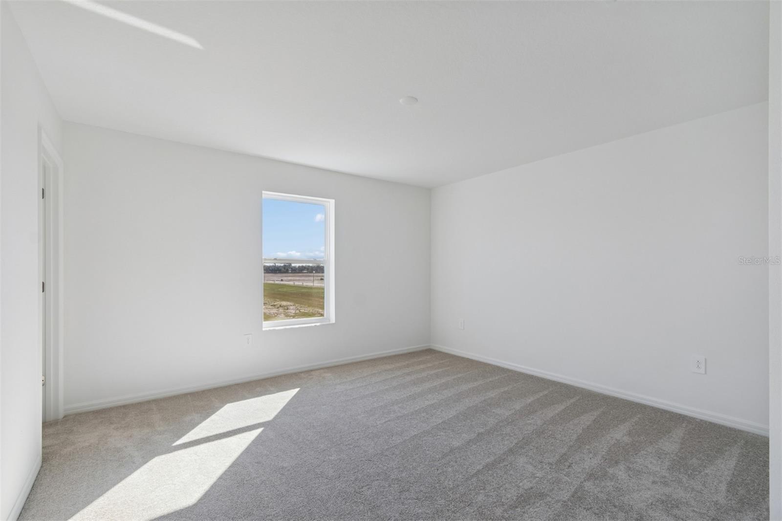9018 Optimist Way Property Photo 27