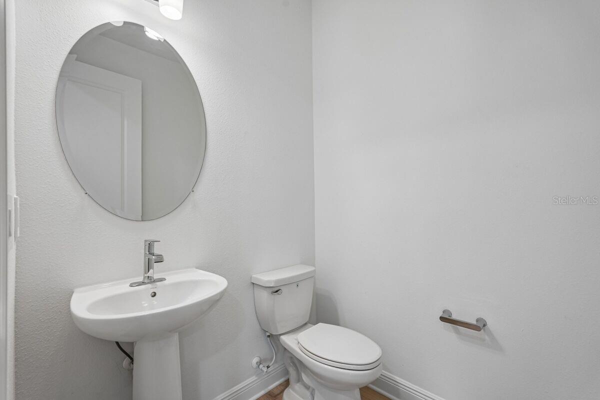 17841 Broadleaf Loop Property Photo 15