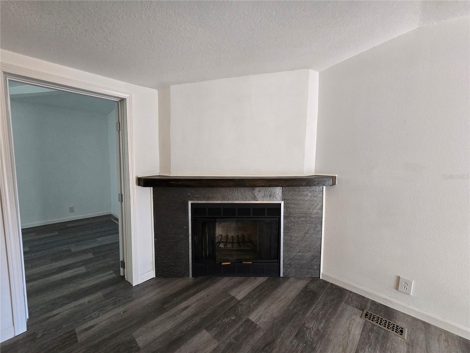 43541 Dixie Dr Property Photo 5