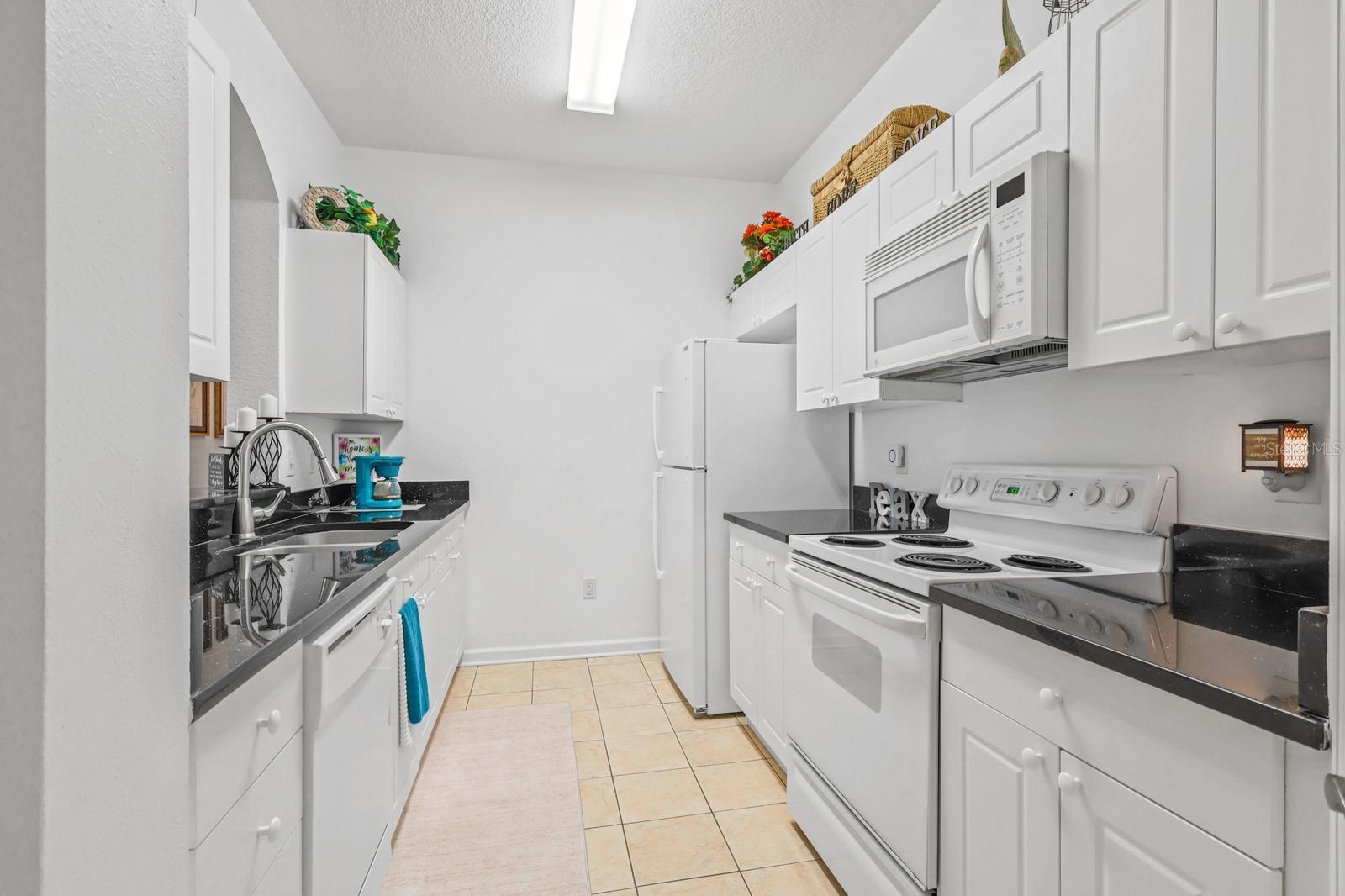 2310 Silver Palm Dr #201 Property Photo 6