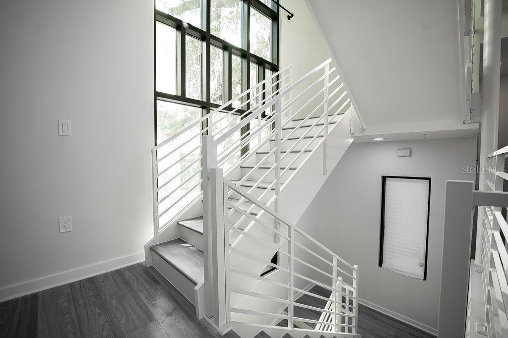 460 E Jackson St #2 Property Photo 19