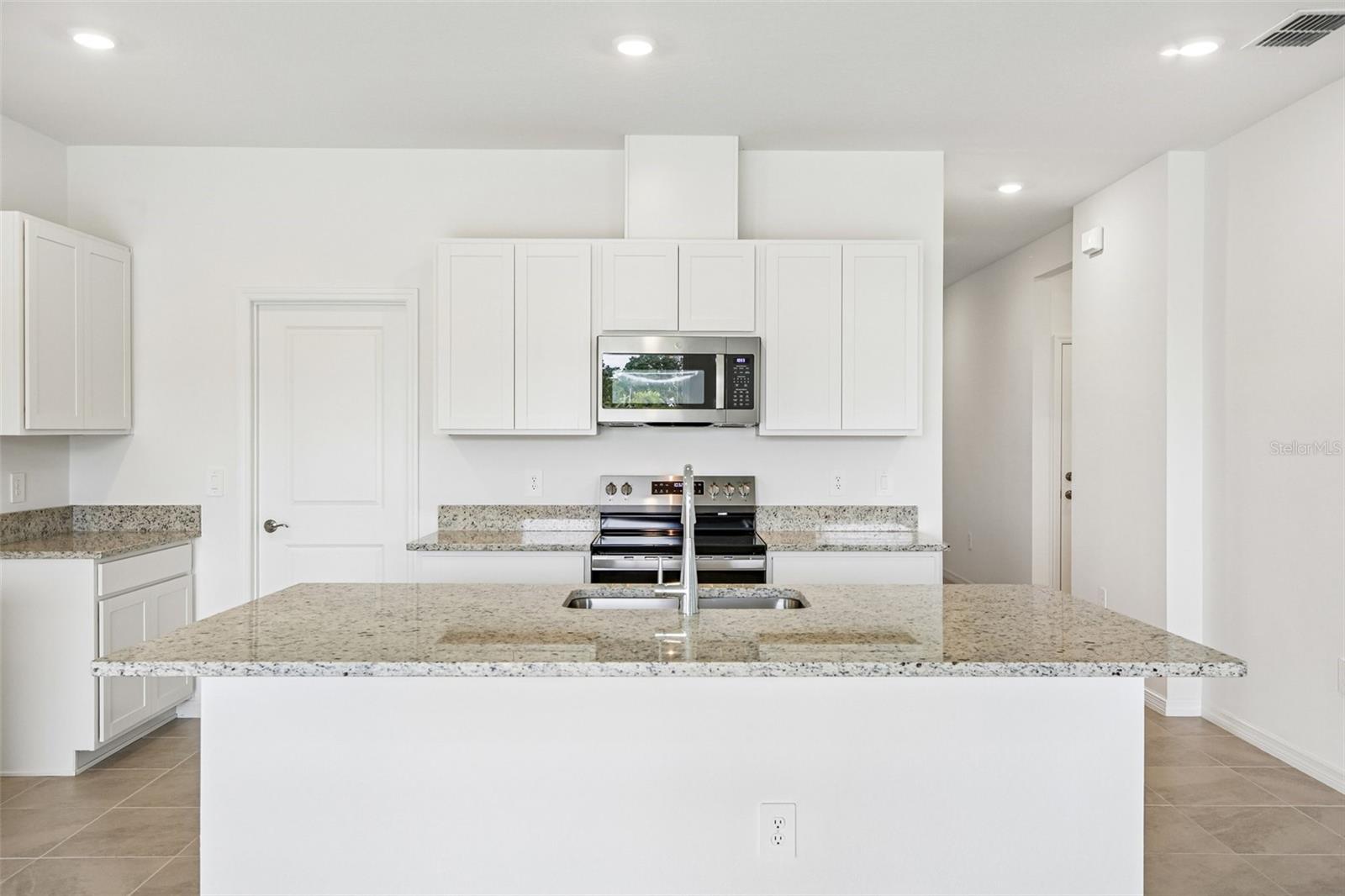 4516 Outhaul Run Property Photo 5