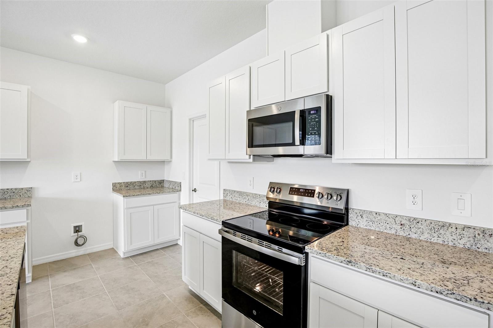 4516 Outhaul Run Property Photo 8