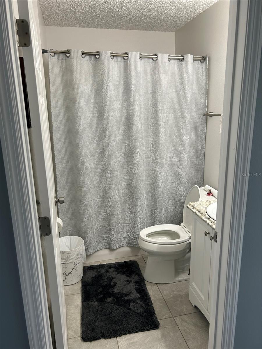 4 Lysander Ln Property Photo 9