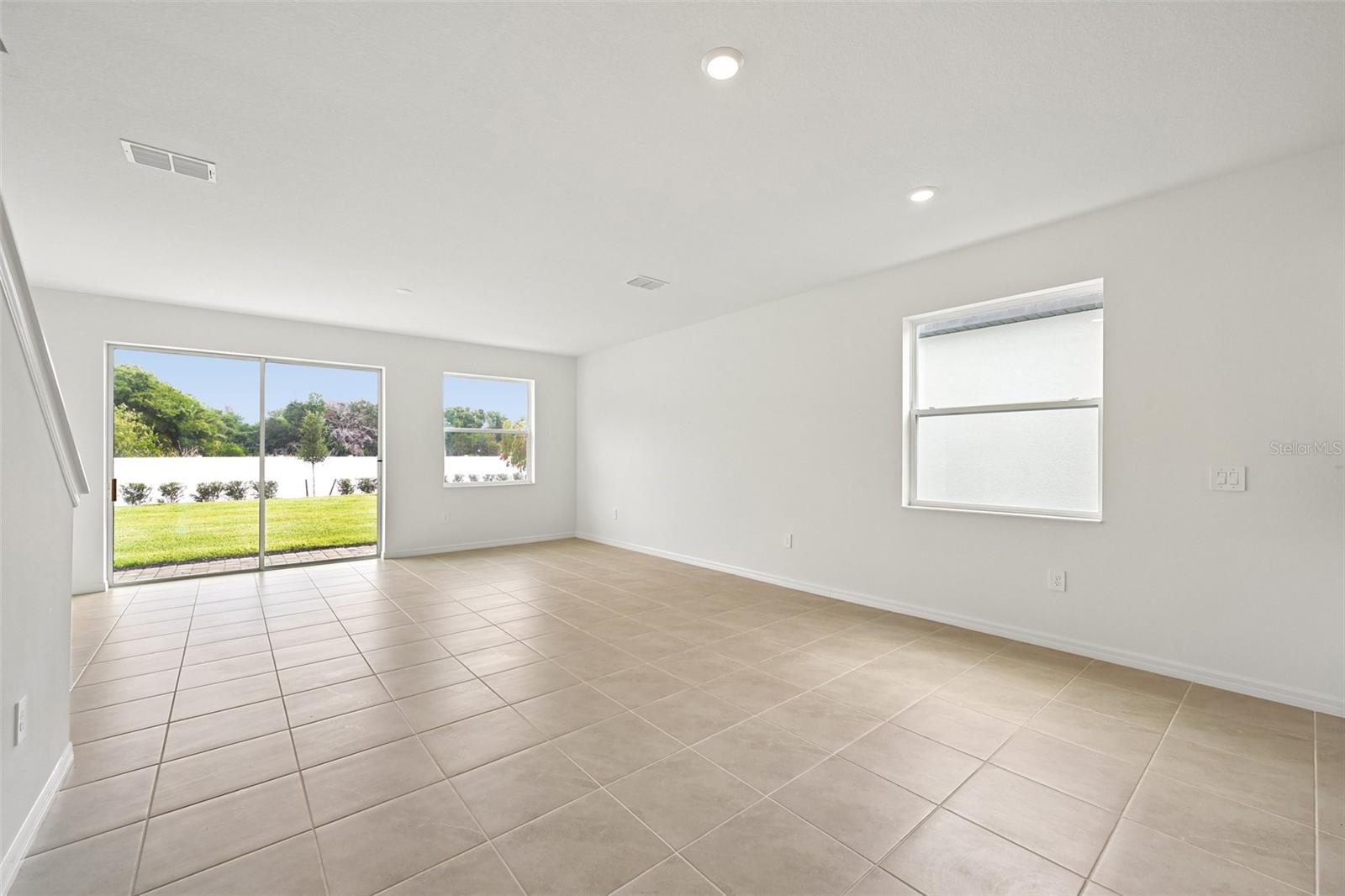 4422 Outhaul Run Property Photo 7