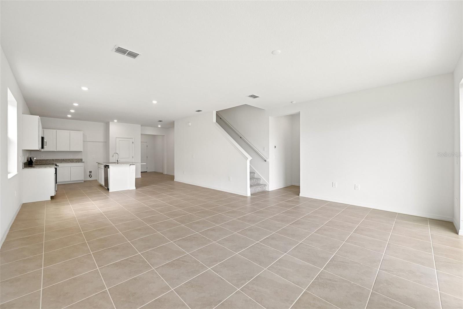 4422 Outhaul Run Property Photo 9