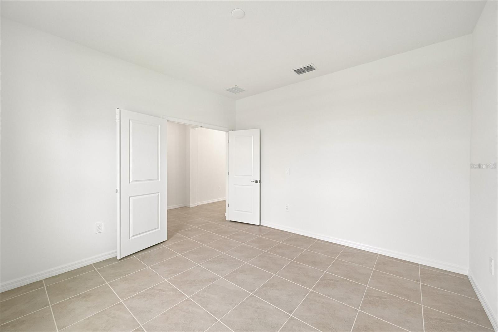 4422 Outhaul Run Property Photo 12