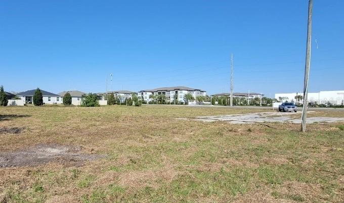 6012 LORRAINE RD Property Photo 1