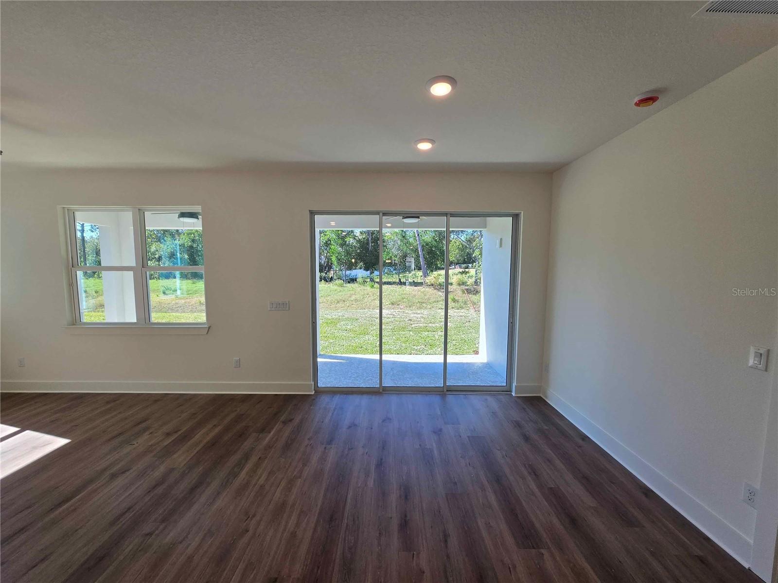 3352 Daybreak Run Loop Property Photo 4